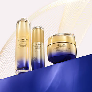 VITAL PERFECTION ADVANCED DAY CREAM