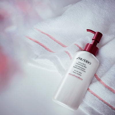 SHISEIDO - EXTRA RICH CLEANSING MILK